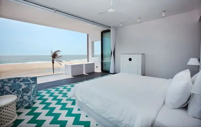 Premium Beachfront Pool Residence