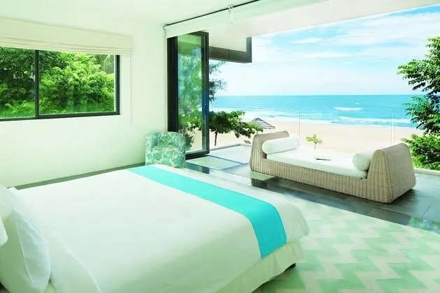 Premium Beachfront Pool Residence