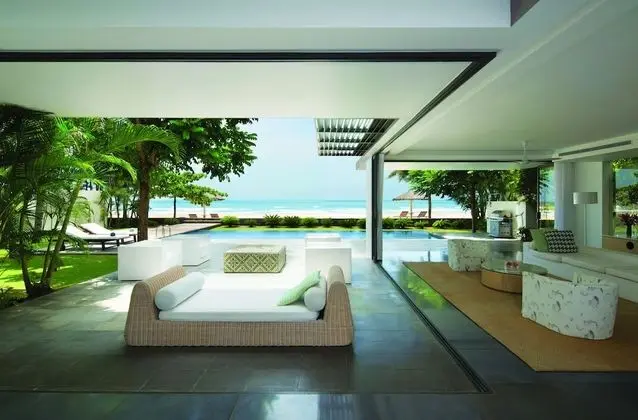 Premium Beachfront Pool Residence