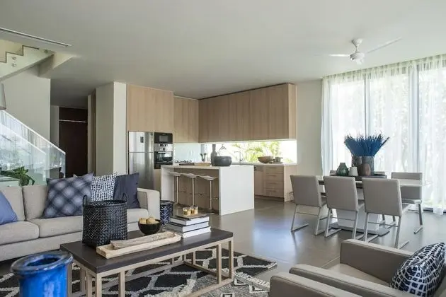 Premium Riverfront Pool Residence