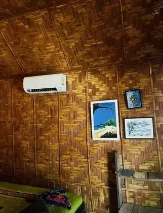 Bungalow with Air-con and Partial Sea view