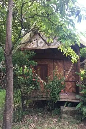 Bungalow with Fan and Garden View
