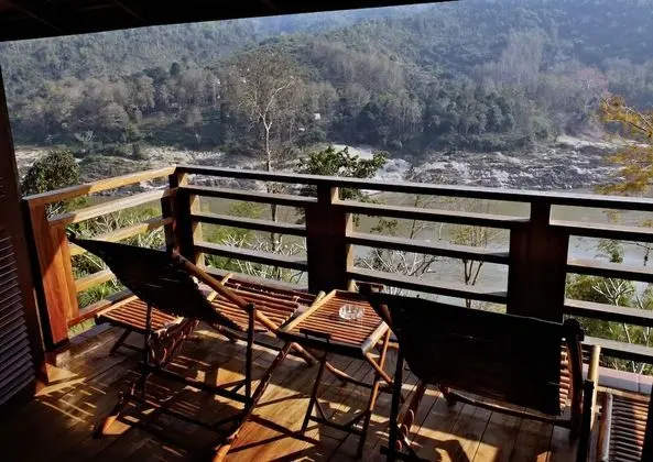 Deluxe Oda, Balkon