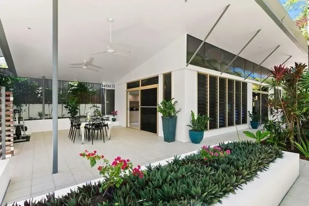 Villa, 2 Yatak Odası, Avlu