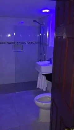 Stüdyo Süit, 1 En Büyük (King) Boy Yatak