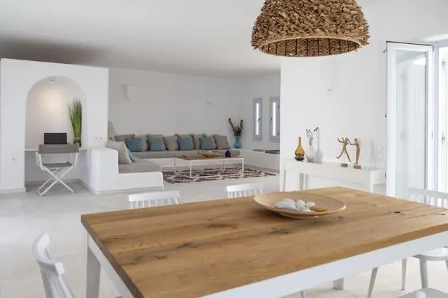 Villa (Sand 1)