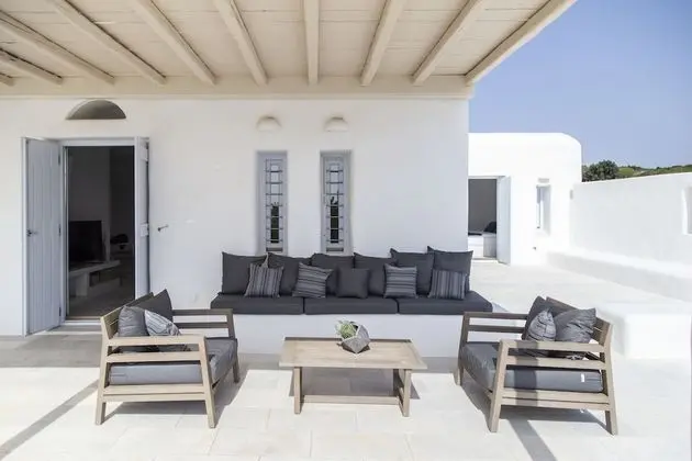 Villa (Sand 1)