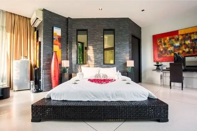 6 Bedrooms Luxury Villa (The Marina Villa)