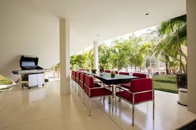 6 Bedrooms Luxury Villa (The Marina Villa)