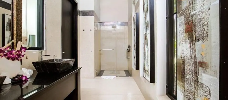 6 Bedrooms Luxury Villa (The Marina Villa)
