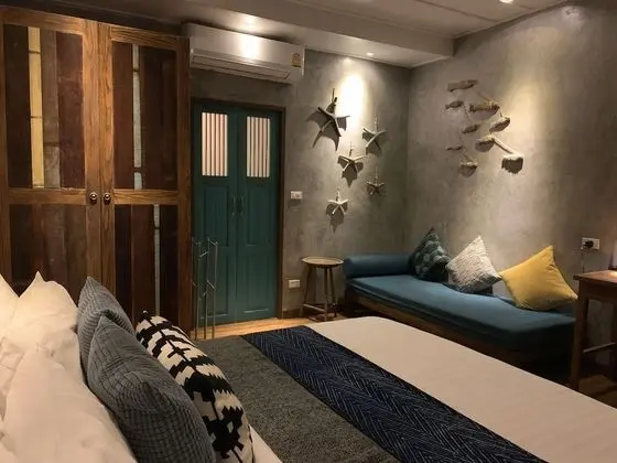 Deluxe Tek Büyük Yataklı Oda, Havuz Kullanımı, Bahçe Manzaralı