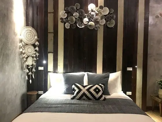 Junior Suite, Pool & Partial Sea view