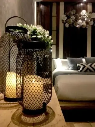 Junior Suite, Pool & Partial Sea view
