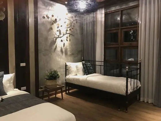 Junior Suite, Pool & Partial Sea view