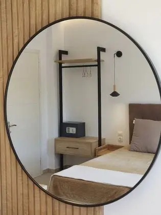 Stüdyo, Bahçe Manzaralı