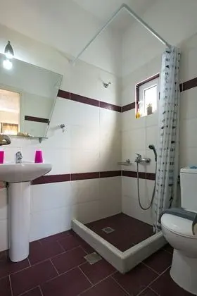 Stüdyo, Bahçe Manzaralı