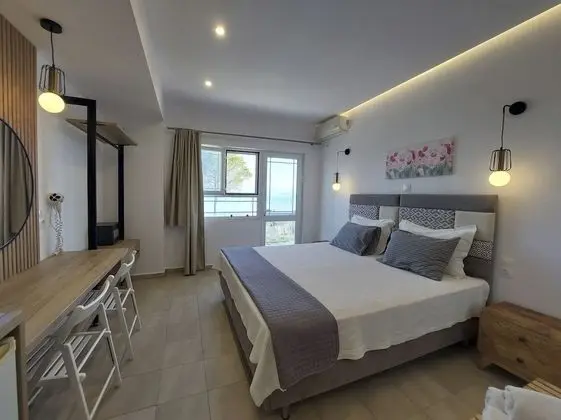 Stüdyo, Deniz Manzaralı