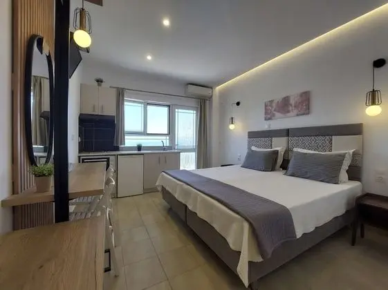 Stüdyo, Deniz Manzaralı