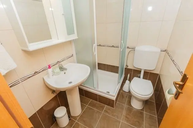 Ev (Sanda - with pool - H(14))