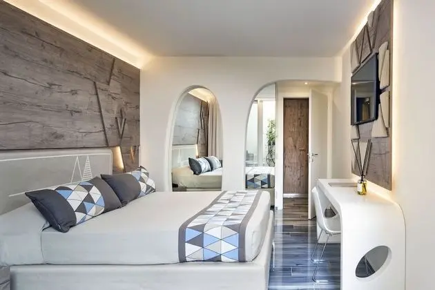 Comfort Tek Büyük veya İki Ayrı Yataklı Oda