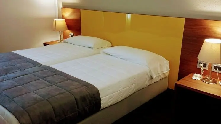 Deluxe Büyük Yataklı Tek Kişilik Oda