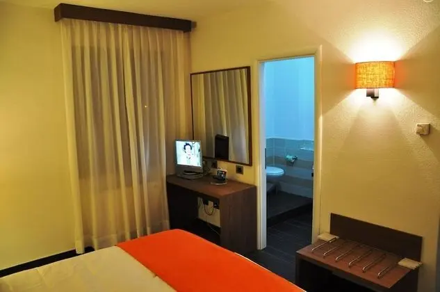 Deluxe Tek Kişilik Oda