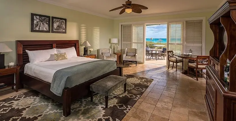 Honeymoon Villa, 1 Yatak Odası, Okyanus Manzaralı (Beachfront Walkout Butler Villa Suite)