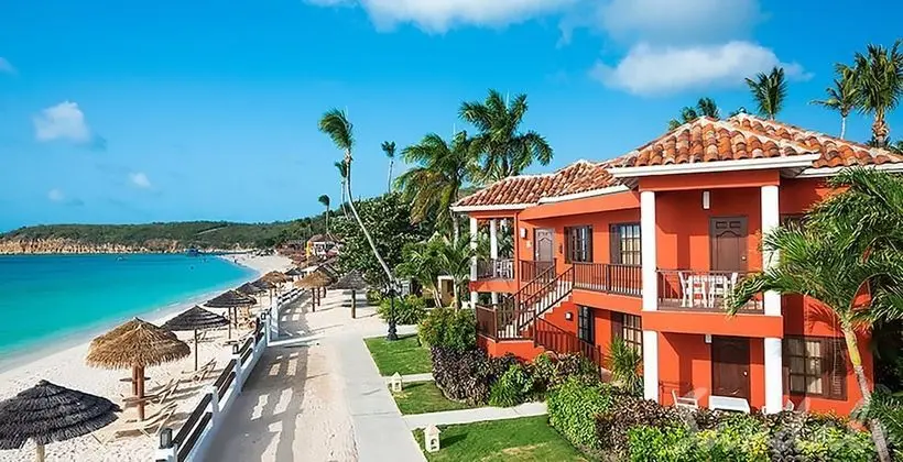 Honeymoon Süit, 1 Yatak Odası, Okyanus Manzaralı (Caribbean Beachfront Butler Suite)
