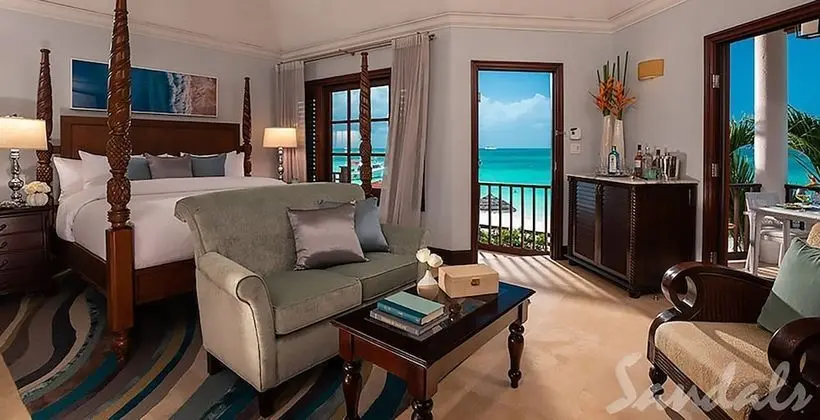 Honeymoon Süit, 1 Yatak Odası, Okyanus Manzaralı (Caribbean Beachfront Butler Suite)
