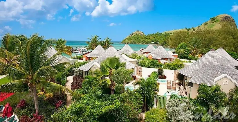 Luxury Süit, 1 Yatak Odası, Bahçe Manzaralı (Grande Rondoval w/Private Pool Sanct.)