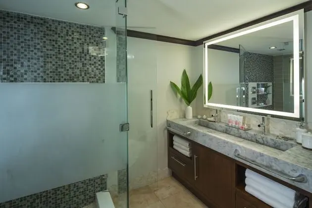 Oda, 1 Yatak Odası, Okyanus Manzaralı (Caribbean Butler Suite w/ Soaking Tub)