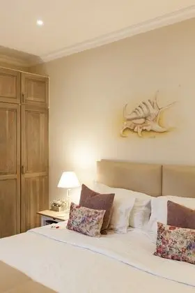 Conch Room