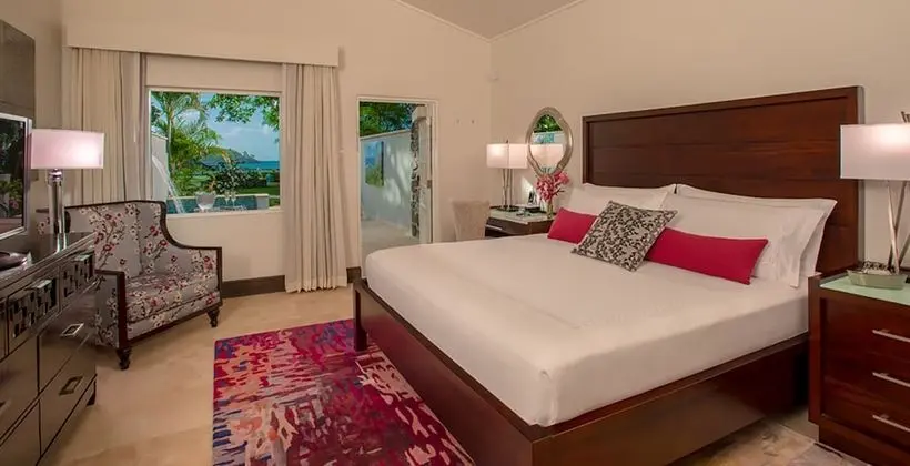 Honeymoon Oda, 1 Yatak Odası, Havuz Manzaralı (Honeymoon w/ Private Pool Sanctuary)
