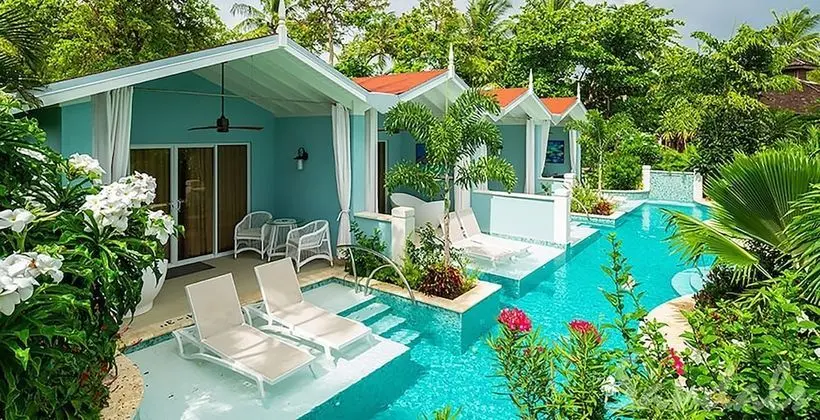 Romantic Oda, 1 Yatak Odası, Havuz Manzaralı (Crystal Lagoon Swim-up w/ Patio)