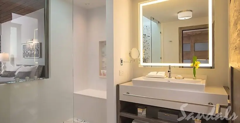 Romantic Süit, 1 Yatak Odası, Bahçe Manzaralı (Lover's Lagoon Junior Suite)