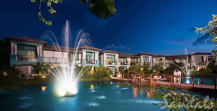 Romantic Süit, 1 Yatak Odası, Bahçe Manzaralı (Lover's Lagoon with Patio)