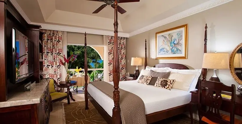 Luxury Oda, 1 Yatak Odası, Bahçe Manzaralı (Caribbean Seaside Oceanview Luxury)