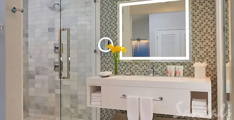 Island Village Walkout Butler Hideaway Villa Suite w/ Private Pool (VPS)