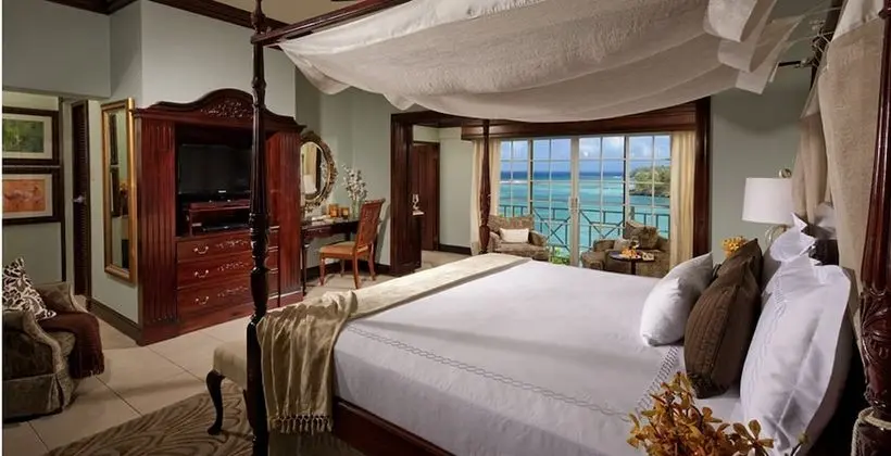 Grand Süit, 1 Yatak Odası, Okyanus Manzaralı (Grand Duke Oceanfront Butler Suite)