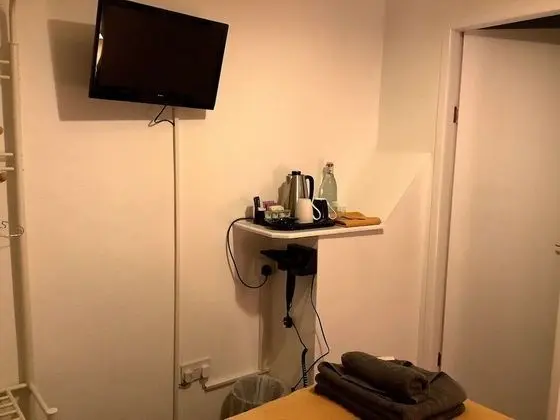 Classic Tek Büyük Yataklı Oda