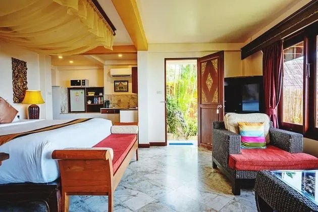 1 Bedroom Jacuzzi Studio