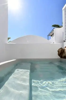 Honeymoon Süit, Sıcak Su Küveti