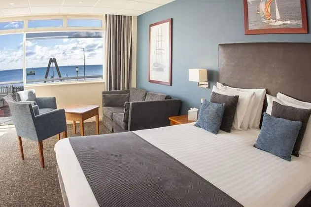Deluxe Tek Büyük Yataklı Oda, Balkon, Deniz Manzaralı