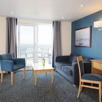 Deluxe Tek Büyük Yataklı Oda, Balkon, Deniz Manzaralı