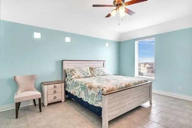 Daire, Birden Çok Yatak, Balkon, Bahçe Manzaralı (Sandbar)