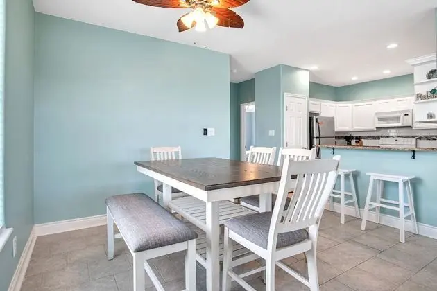 Daire, Birden Çok Yatak, Balkon, Bahçe Manzaralı (Sandbar)