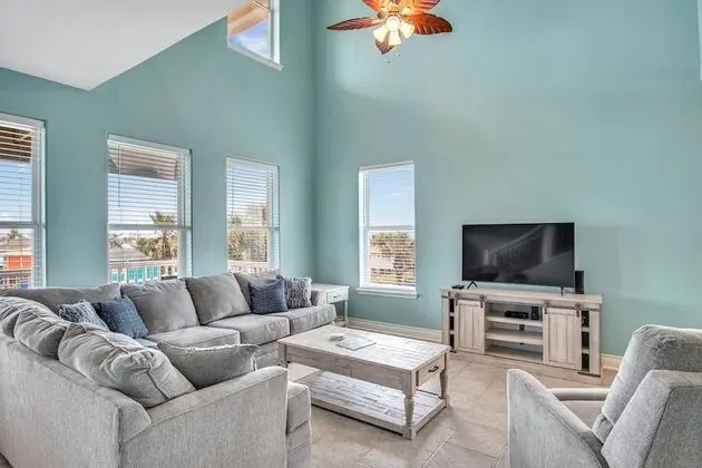 Daire, Birden Çok Yatak, Balkon, Bahçe Manzaralı (Sandbar)