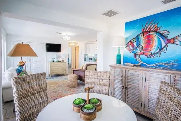 Ev, Birden Çok Yatak, Veranda, Okyanus Manzaralı (Sandcastle Beach House)