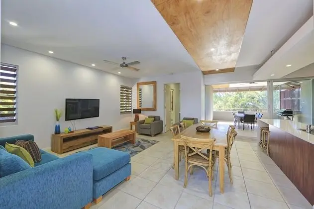 1 Bedroom Beach Home