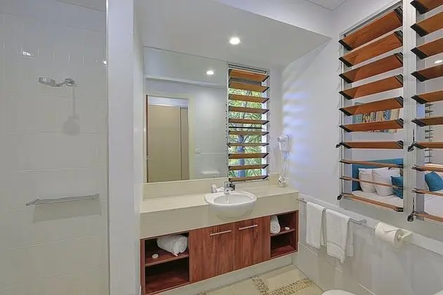1 Bedroom Beach Home